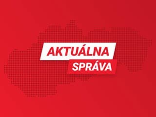 POHROMA POČAS BÚRKY Blesk zasiahol bytovku, vypukol požiar! Zasahujú hasiči, nariadili evakuáciu