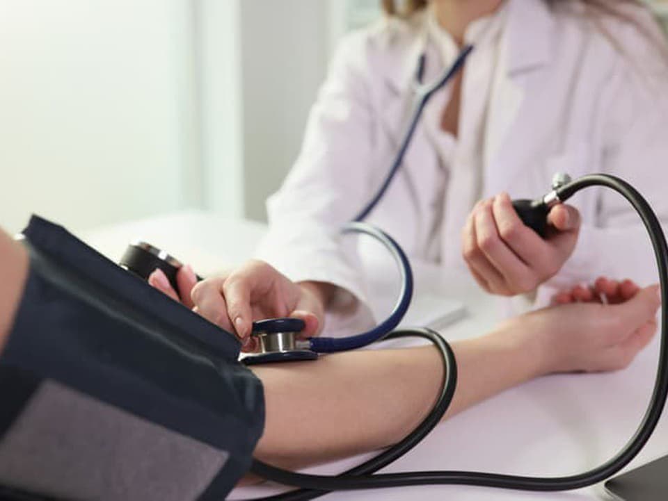 Máte vysoký tlak? Kardiológ prezradil, ktorú potravinu by si vybral ako číslo jeden